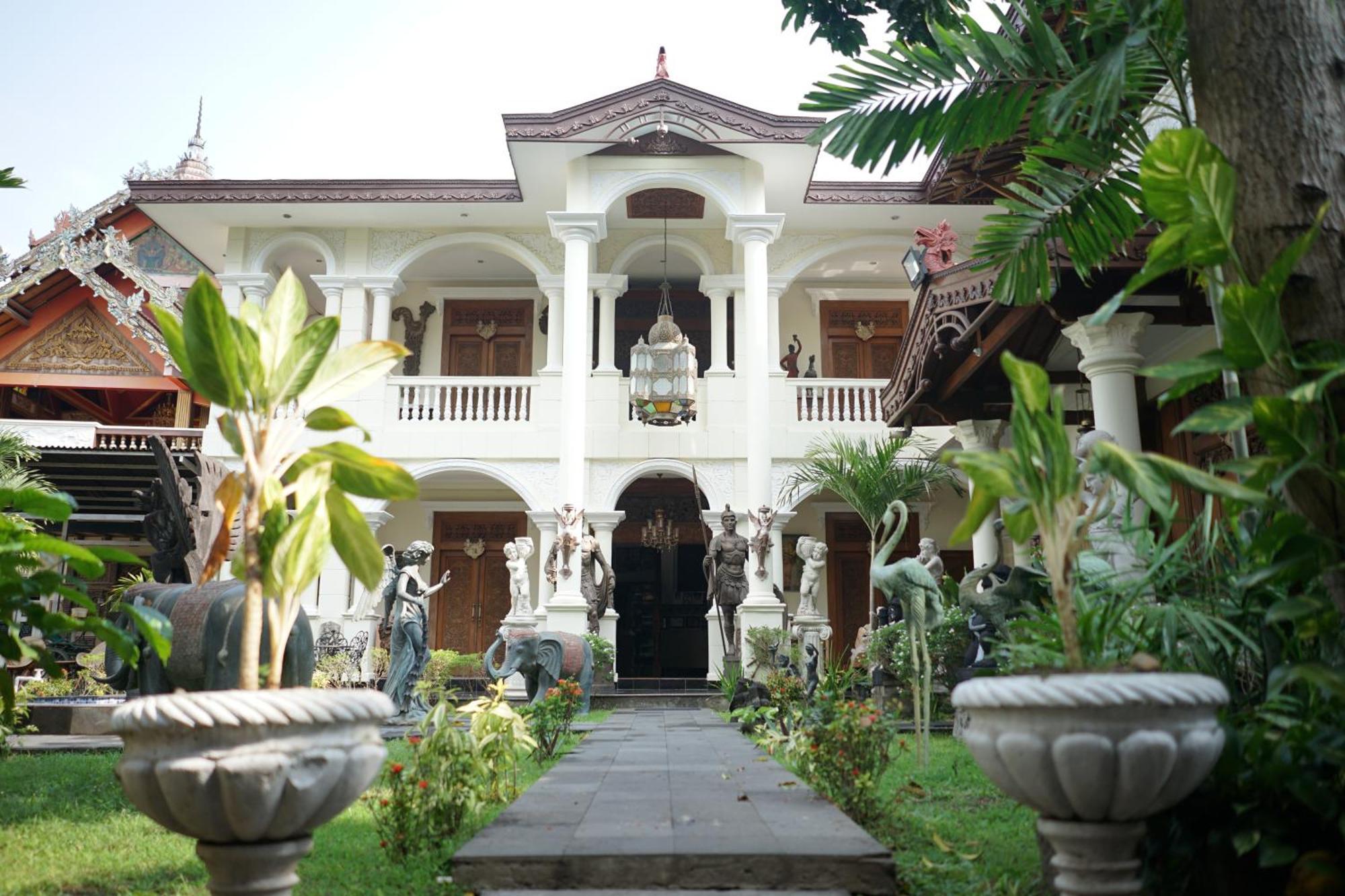Rumah Pesik Art Heritage Gondowulung المظهر الخارجي الصورة