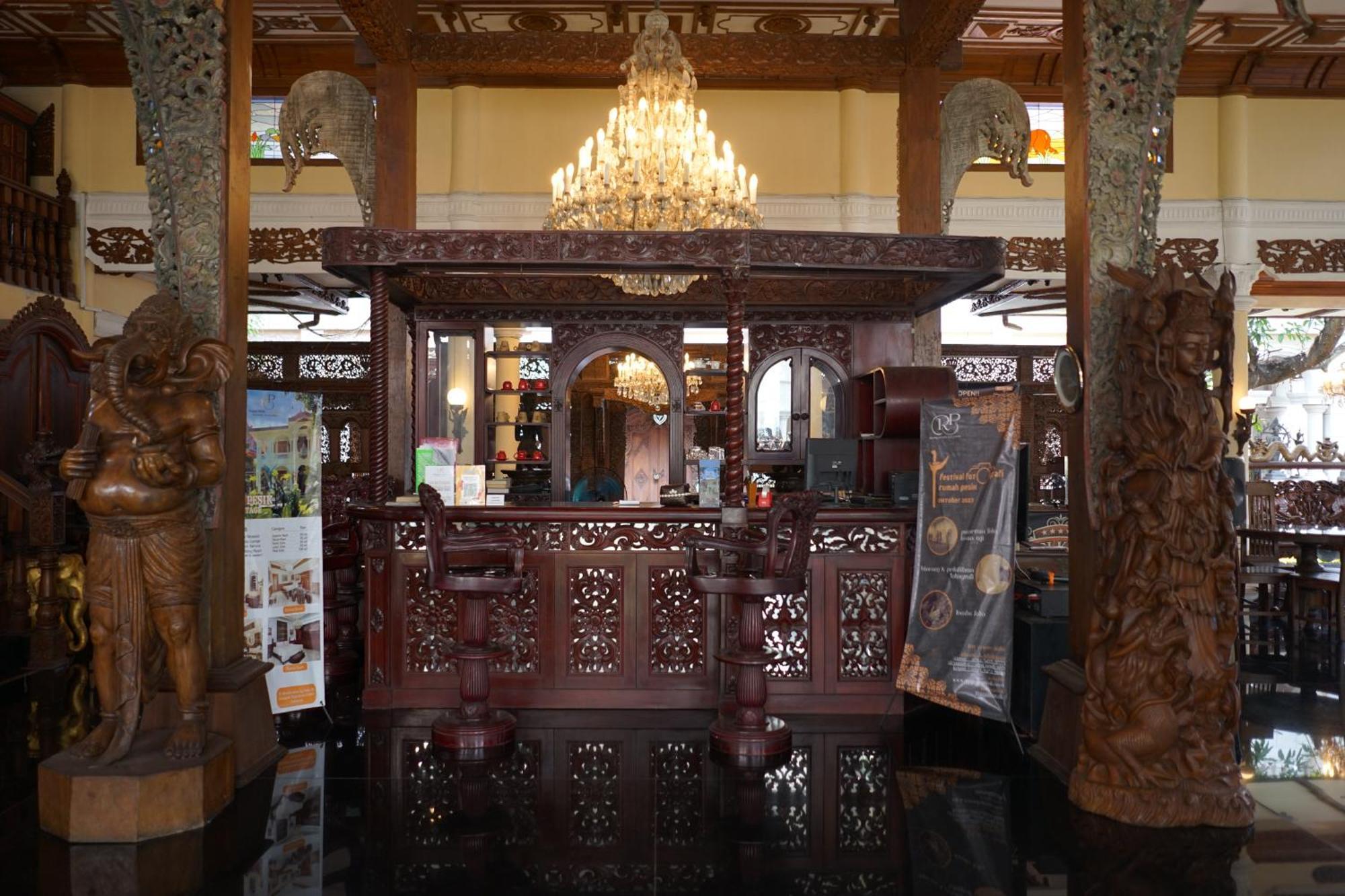 Rumah Pesik Art Heritage Gondowulung المظهر الخارجي الصورة